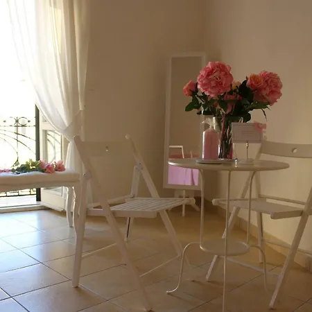 Bouquet Di Fiori 招待所